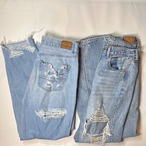 American Eagle Relaxed Mom Jean Women 4 Light Wash Distressed Ripped 90s Grunge
